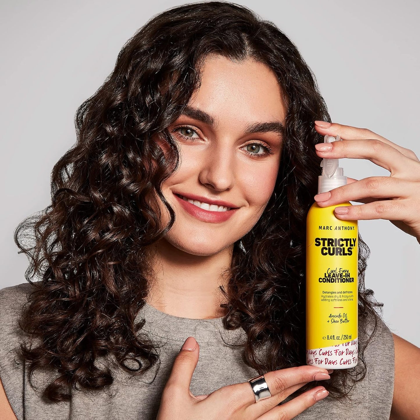 Marc Anthony Leave-In Conditioner, Strictly Curls - Shea Butter, Vitamin E & Avocado Oil Softens & Defines Coarse Curls - Sulfate-Free Anti-Frizz Styling Product for Curly, & Wavy Hair